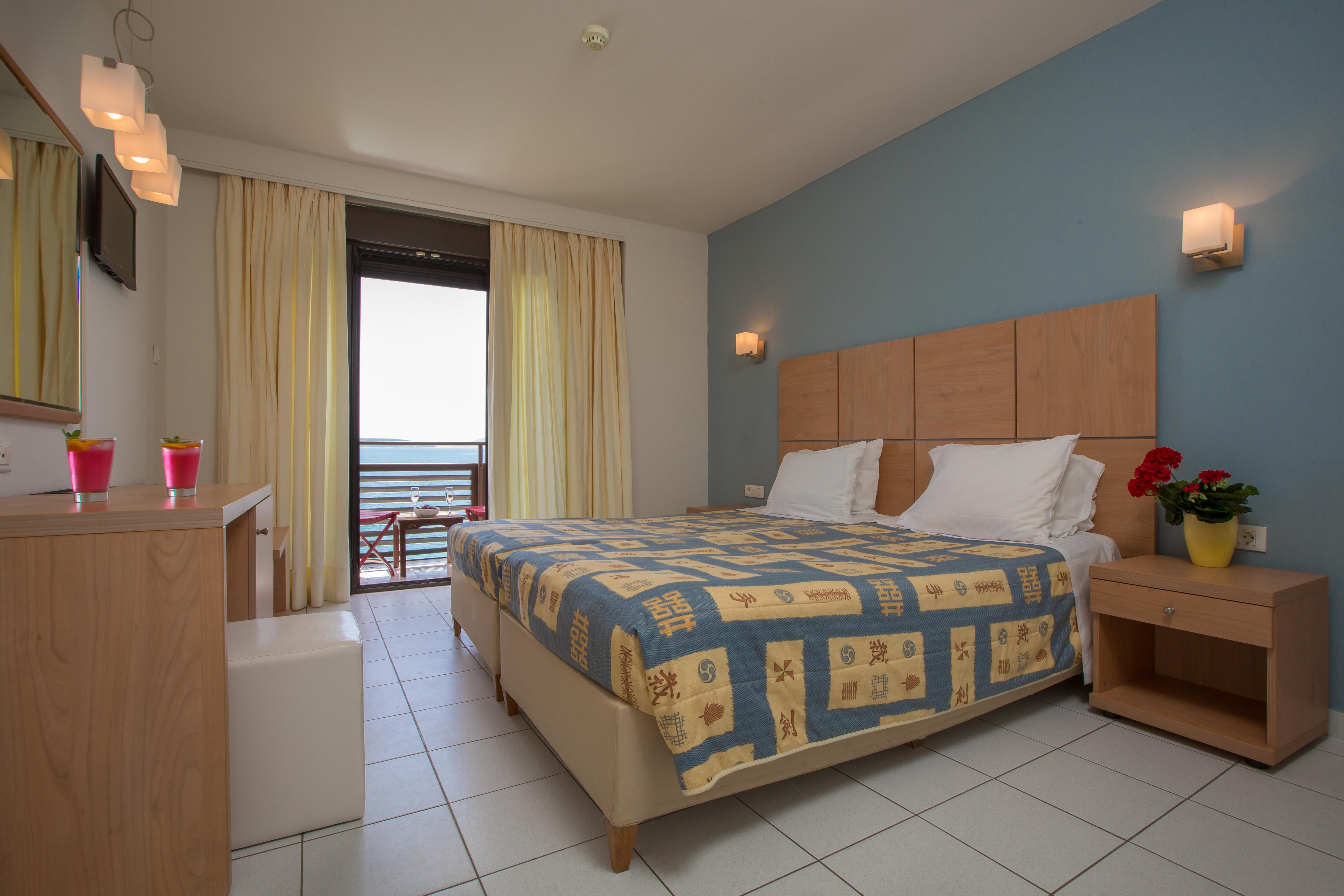 Flisvos Hotel Толон Экстерьер фото