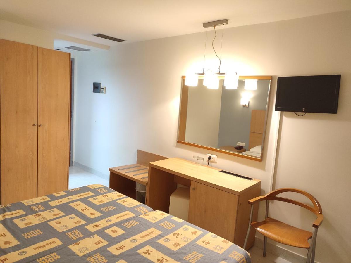Flisvos Hotel Толон Экстерьер фото