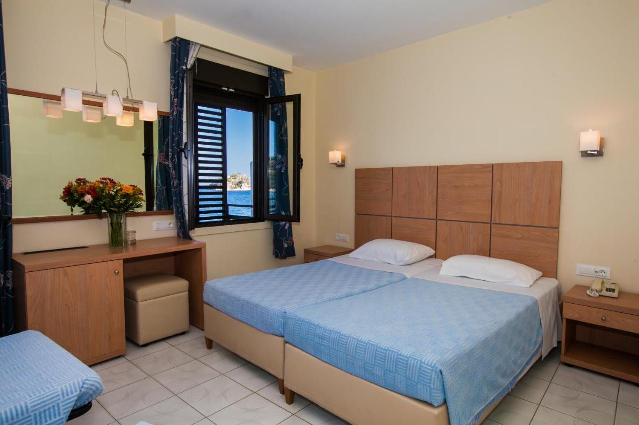 Flisvos Hotel Толон Экстерьер фото